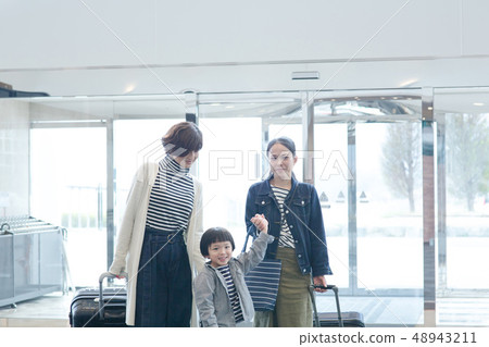 Travel hotel with children 48943211