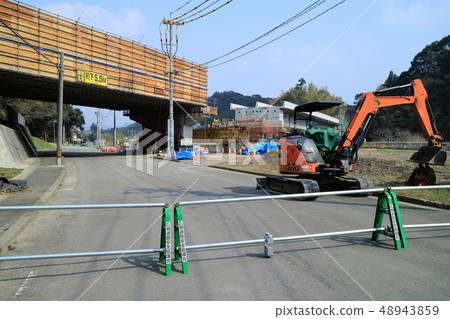 Road reconstruction work (Hirose road 30-4 construction area) Road reconstruction work (Hirose road 30-4 construction area) 48943859