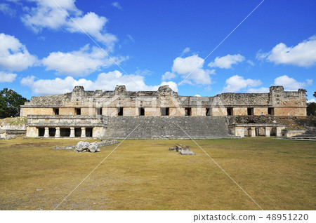 烏斯馬爾遺址修女修道院（墨西哥） 48951220