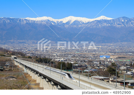 中央新幹線從山上線性視角線性汽車 中央新幹線從山上線性視角線性汽車 48952900