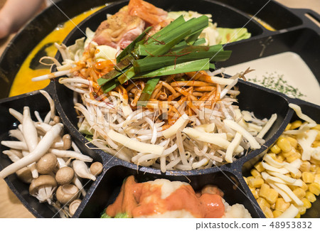 [Korean Cuisine] Cheese Takgalbi 48953832