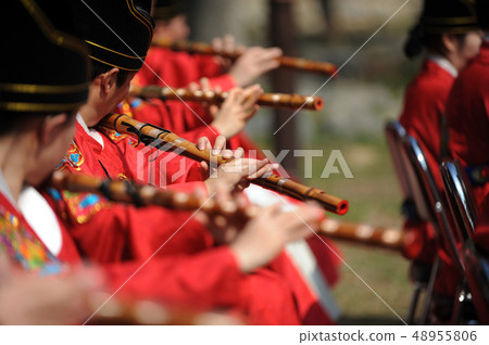 Traditional Korean instruments - price Traditional Korean instruments - price 48955806