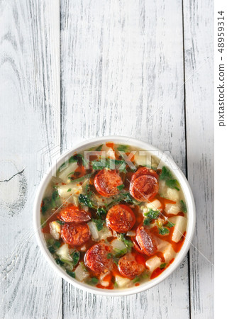 Portion of Caldo verde soup 48959314