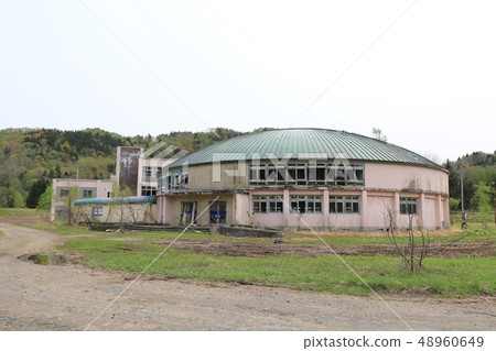 太陽小學圓形體育館 太陽小學圓形體育館 48960649