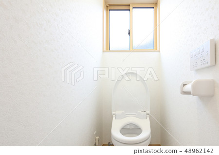 新建的住宅廁所形象 新建的住宅廁所形象 48962142