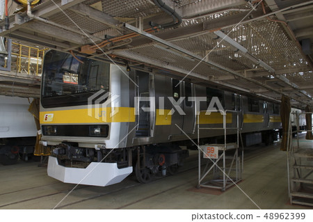 Soviet Line E231 system, diverted for modification to Musashino line Soviet Line E231 system, diverted for modification to Musashino line 48962399