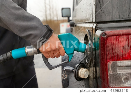 Fuel Nozzle Filling Car 48968348