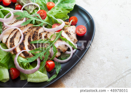 Close up healthy salad with grilled chicken Close up healthy salad with grilled chicken 48978031