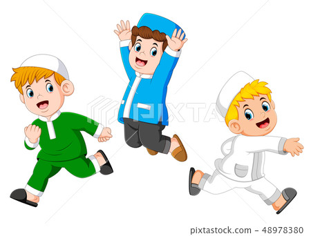 Happy moslem kids 48978380