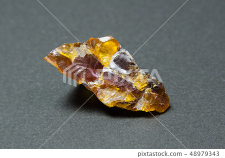 amber amber 48979343