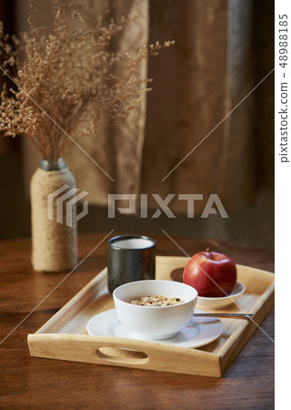 Healthy breakfast 48988185