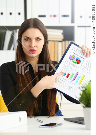 Female arm show stats graphic clipped to pad Female arm show stats graphic clipped to pad 48993081