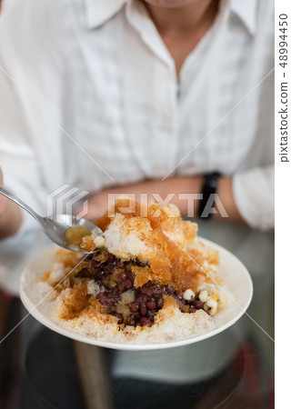 famous Taiwan snacks of shave ice 48994450