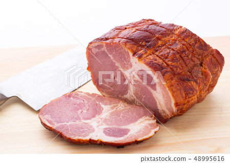 roasted pork fillet 48995616