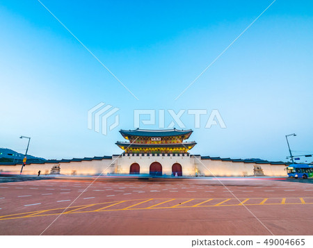 Beautiful architecture building of gyeongbokgung palace 49004665