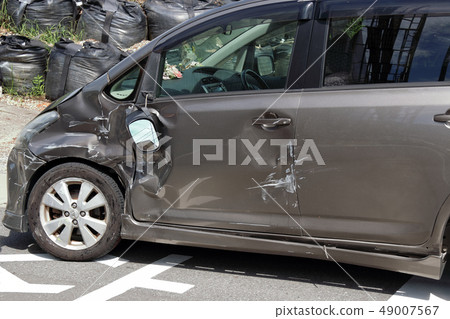 車禍傷口凹痕 49007567