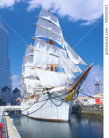 Sailboat Nippon Maru / Soho Tensai cityscape Sailboat Nippon Maru / Soho Tensai cityscape 49008561