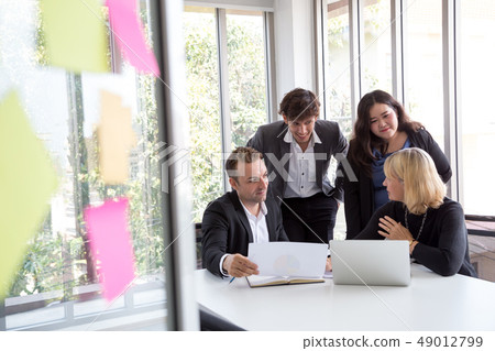 Business people meeting team, briefing  49012799