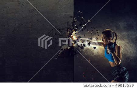Young boxer woman 49013559