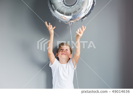 Happy boy ballon number 8 birthday gray wall Happy boy ballon number 8 birthday gray wall 49014636