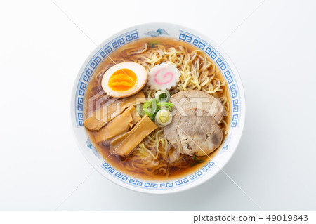 soy source ramen  49019843