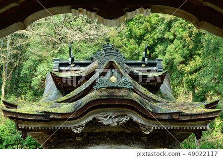 Oiso Shrine Roof 49022117