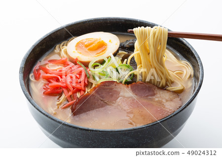 Tonkotsu Ramen 49024312