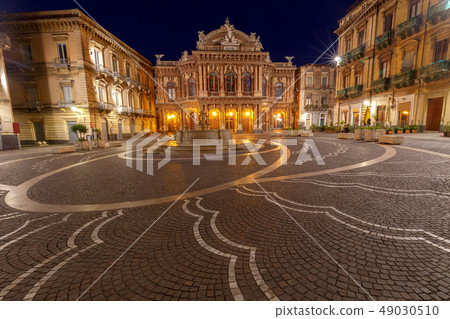 Catania. Theater Massimo Bellini. 49030510