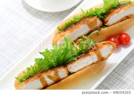 Tonkatsu sandwich sauce hanging 49034203