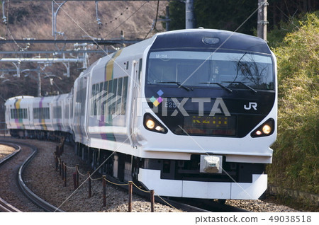 E257系列，在中央線正常運營的特快列車 49038518