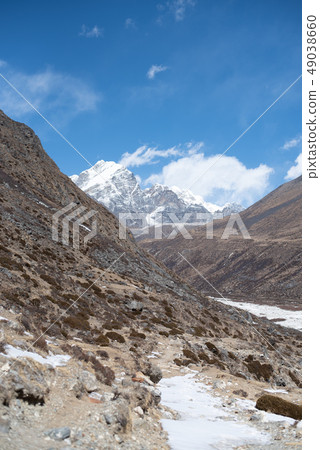 珠穆朗瑪峰路薩加瑪塔國家公園 49038660