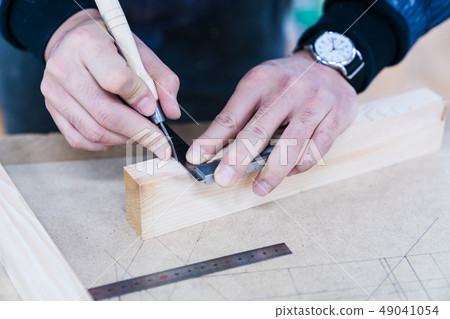 木匠生產各種電動工具，手工木製品，室內室內工作 49041054