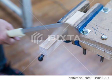 Carpenters produce various electric tools, handmade woodwork, indoor interior work Carpenters produce various electric tools, handmade woodwork, indoor interior work 49041095
