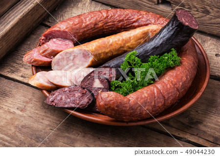 Smoked meats and sausages 49044230