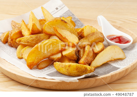 Fried potato with skin Fried potato with skin 49048787