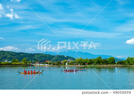 多哥池塘夏天視圖獨木舟 49050939