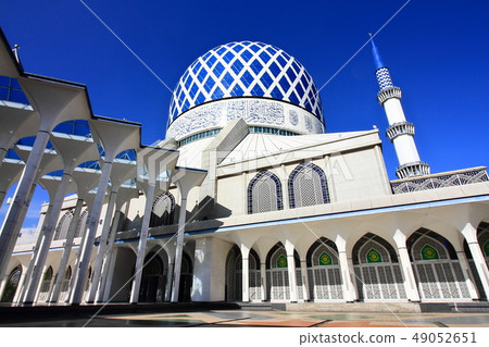 Blue Mosque (Sultan Saladin, Abdul Aziz Shah Mosque) 49052651