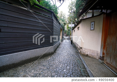 日本東京都市風景Kagurazaka後面胡同 49056400