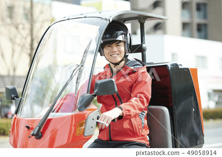 Motorcycle delivery delivery carrier Motorcycle delivery delivery carrier 49058914