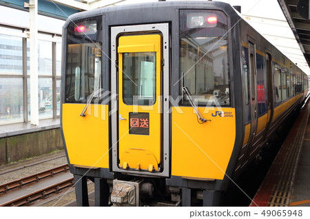 Kiha 187 trains transported from Sanyin Main Line Yonago Station 49065948