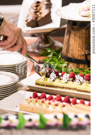 Cake Biking 49067111