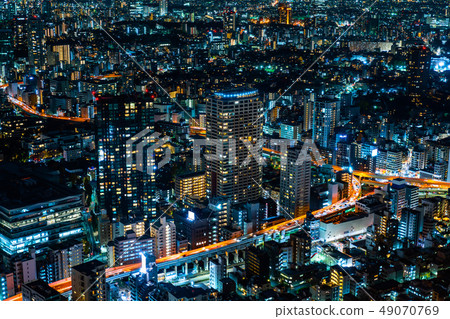 city skyline aerial night view in Tokyo, Japan city skyline aerial night view in Tokyo, Japan 49070769