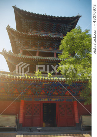 Shaolin is a Buddhist monastery in central China. 49070978