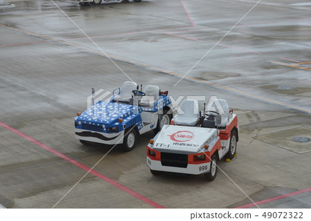 Naha Airport Jinbay and JTA 49072322