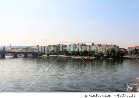 伏爾塔瓦河 49075138