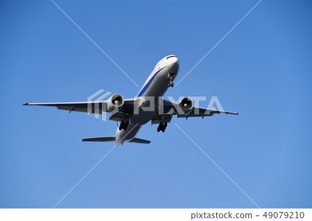 Aircraft landing 49079210