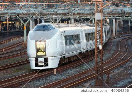 651 series to be sent to Ueno from Oku Vehicle Center 651 series to be sent to Ueno from Oku Vehicle Center 49084266