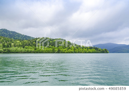 Lake Tibetsu in quiet Lake Tibetsu in quiet 49085859