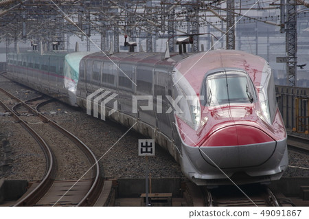 東北新幹線E6 + E5 東北新幹線E6 + E5 49091867