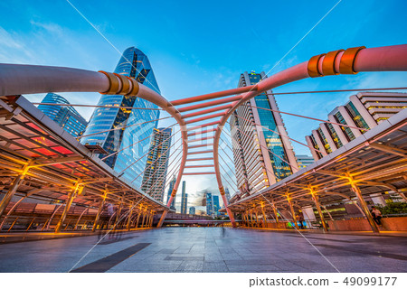 Chong Nonsi pedestrian Bridge 49099177